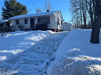571 Bennington Ave, Youngstown, OH 44505