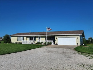 879 E 1900th Rd, Eudora, KS 66025