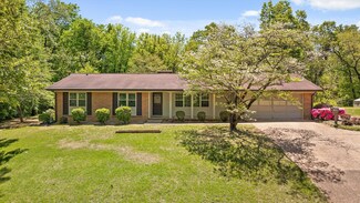 1306 Vanessa Dr, Hixson, TN 37343