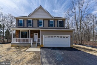 3 Elaine Dr, Sicklerville, NJ 08081