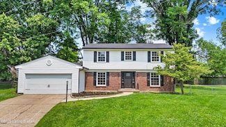 10200 Hearthstone Ct, Louisville, KY 40272