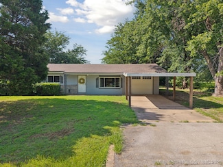2011 W Union St, Collinsville, OK 74021