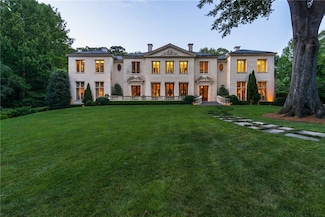 881 W Conway Dr NW, Atlanta, GA 30327