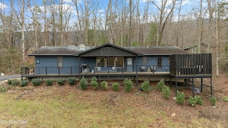 3842 Pleasant View Ln, Sevierville, TN 37862