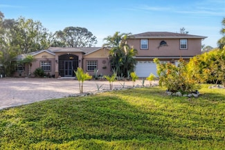 690 Percheron Cir, Nokomis, FL 34275