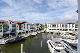 1530 5th Ave S Unit 312, Naples, FL 34102