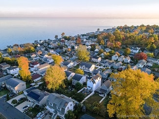45 Stevens St, Milford, CT 06460
