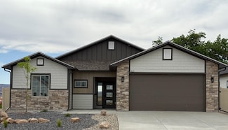 825 Ambrosia Ave, Grand Junction, CO 81505