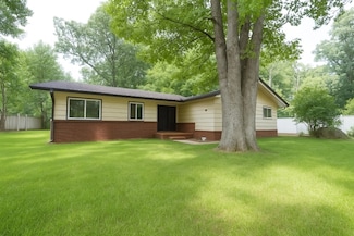 8 Harris Ave, Stanhope, NJ 07874