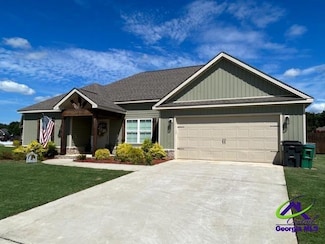 118 Locks Heath Ct, Perry, GA 31069