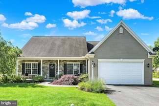 41 Union Crest Dr, Annville, PA 17003