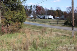 3651 Jefferson St, Sherrills Ford, NC 28673