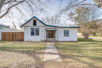 206 Bateman, Meridian, TX 76665
