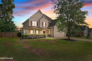 399 Highgrove Dr, Spring Lake, NC 28390