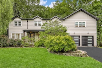 43 Palisades Ct, Pomona, NY 10970