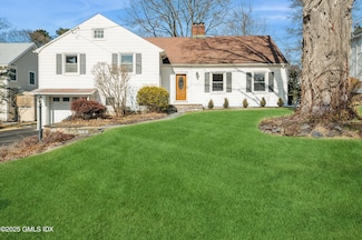 19 Bayside Terrace, Riverside, CT 06878