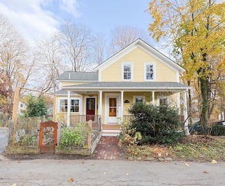 12 Walcott St, Maynard, MA 01754