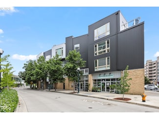 12600 SW Crescent St Unit 420, Beaverton, OR 97005