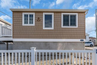 124 W Chadwick Way, Lavallette, NJ 08735