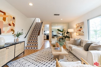 4018 Redwood Ave Unit F, Los Angeles, CA 90066