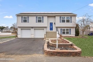 1352 Mermaid Ave, Beachwood, NJ 08722