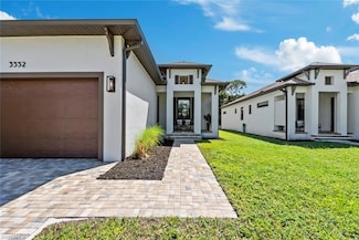 3552 Hibiscus Ave, Naples, FL 34104