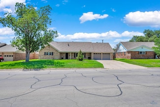 2803 W Dengar Ave, Midland, TX 79705