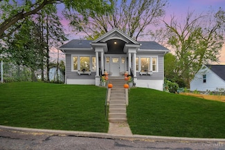 209 Davis St, Cincinnati, OH 45215