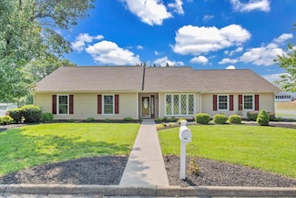 5438 Rome Dr, Roanoke, VA 24019