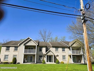 46 Washington Ave Unit 3, Waterford, NY 12188