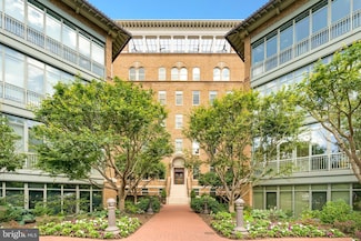 2425 L St NW Unit 211, Washington, DC 20037