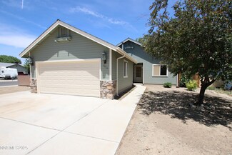1024 Popo Agie Way, Yerington, NV 89447