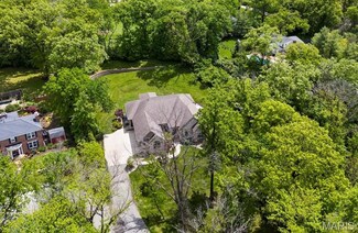 5 Watch Hill Rd, Saint Louis, MO 63124