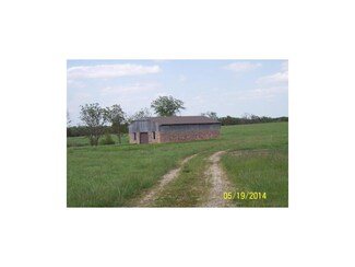 1827 Montana Rd, Princeton, KS 66078