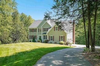 55 Bassett Ln, Newfields, NH 03856