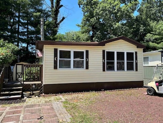 121 Pacific Ave, Upper Township, NJ 08223