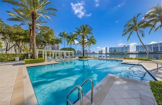 3245 NE 184th St Unit 13101, North Miami Beach, FL 33160