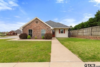 7285 Rockpoint Cir, Tyler, TX 75703