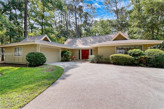 30 Pineland Rd, Hilton Head Island, SC 29926