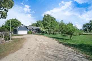 11402 N West St, Valley Center, KS 67147
