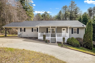 194 Acorn Ln, Pisgah Forest, NC 28768