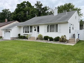 18 Spencer Ave, Colonia, NJ 07067