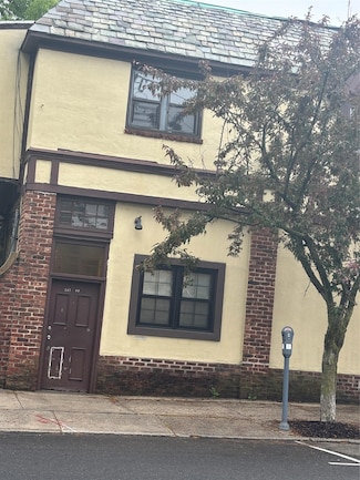 247-40 Jericho Turnpike, Floral Park, NY 11001