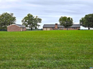 3049 Farmville Rd, Farmville, VA 23901
