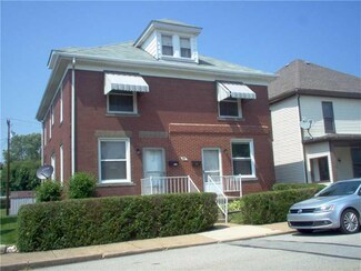 22 Penn Ave, Irwin, PA 15642