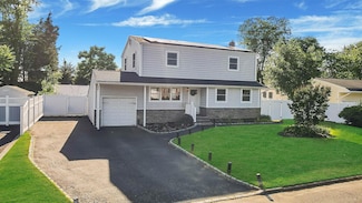 8 Franco Ave, Selden, NY 11784