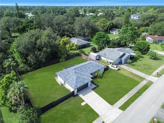 702 E 3rd St, Lehigh Acres, FL 33936