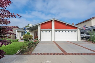 11811 La Serna Dr, Whittier, CA 90604