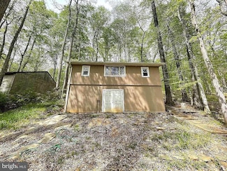 11520 Moore Dr, Manassas, VA 20111