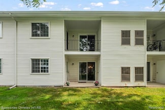 23412 Middlebelt Rd Unit A4, Farmington Hills, MI 48336